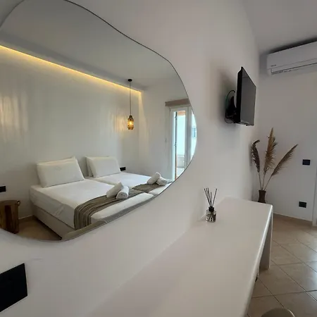 Eleni's Antiparos Town