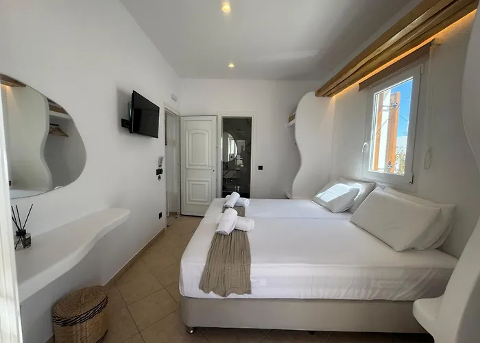 Eleni'S Rooms Hotel *